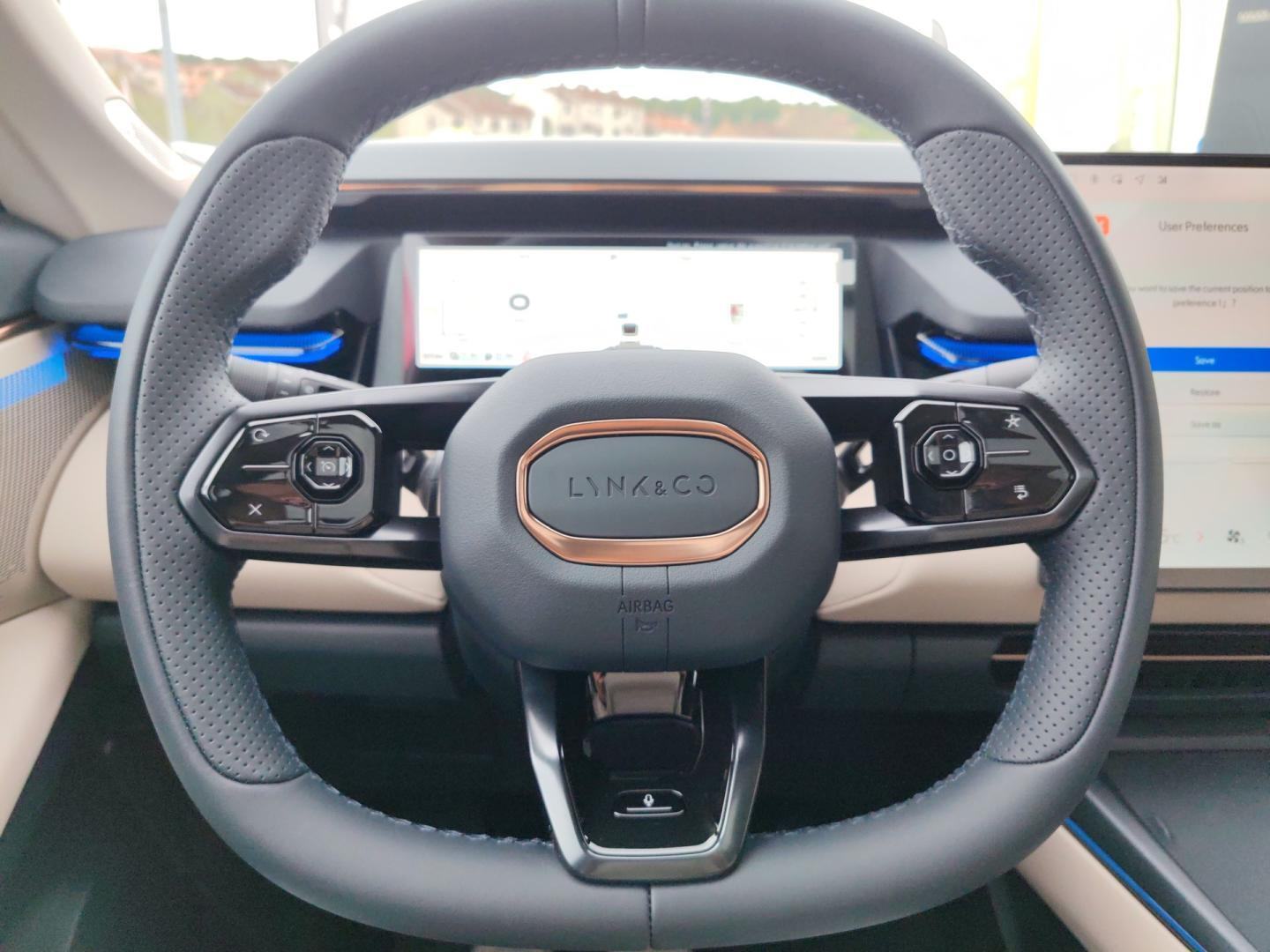 Lynk & Co 08 MORE 39,6KWH PHEV 345 ks plug in hybrid, tvorničko jams, fotografija 16