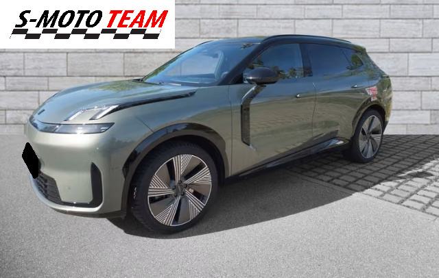 Lynk & Co 08 PHEV More