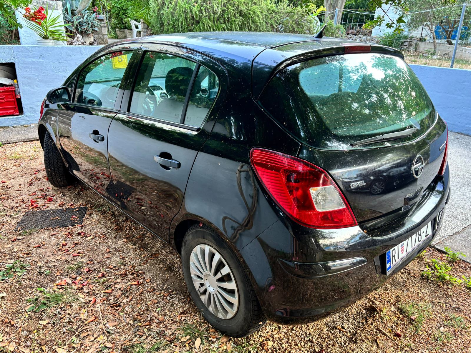 MALI LOŠINJ Opel Corsa 1,2 16V, fotografija 4