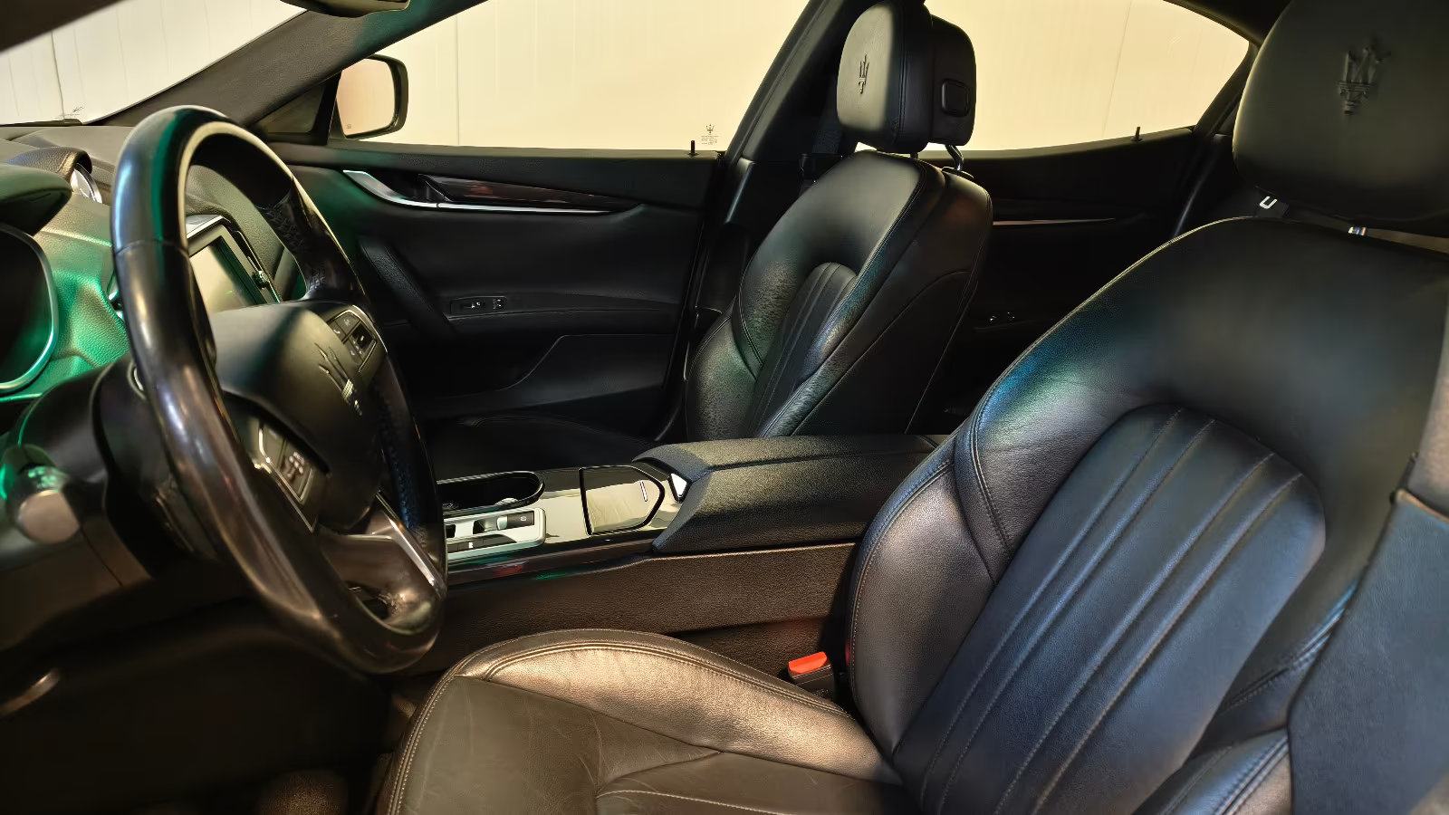 Maserati Ghibli 3,0 D V6 BiXenon navi koža gr.sj., fotografija 3