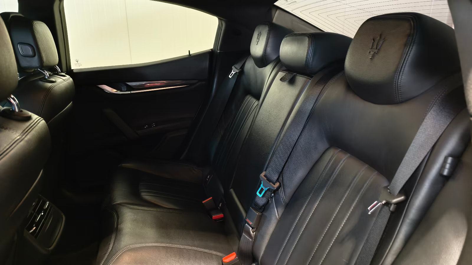 Maserati Ghibli 3,0 D V6 BiXenon navi koža gr.sj., fotografija 4