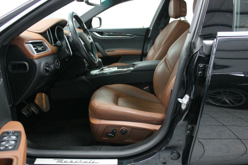Maserati Ghibli 3,0 D V6, fotografija 6