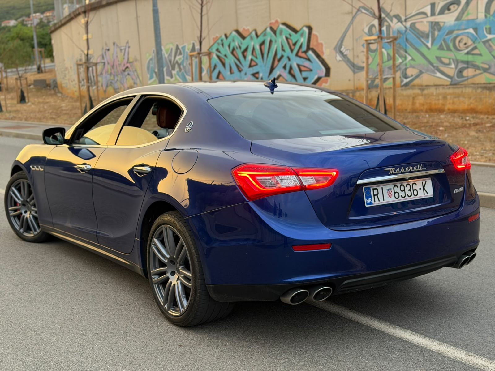 Maserati Ghibli 3,0 D V6, fotografija 3