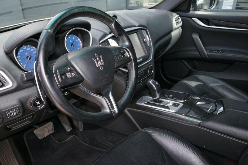 Maserati Ghibli 3.0 V6 automatik *LEASING* *KREDIT*, fotografija 9
