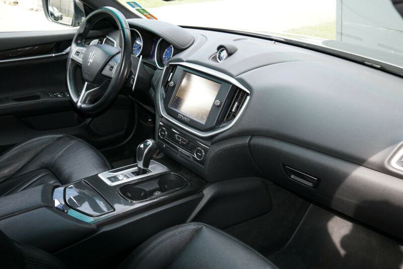 Maserati Ghibli 3.0 V6 automatik *LEASING* *KREDIT*, fotografija 11