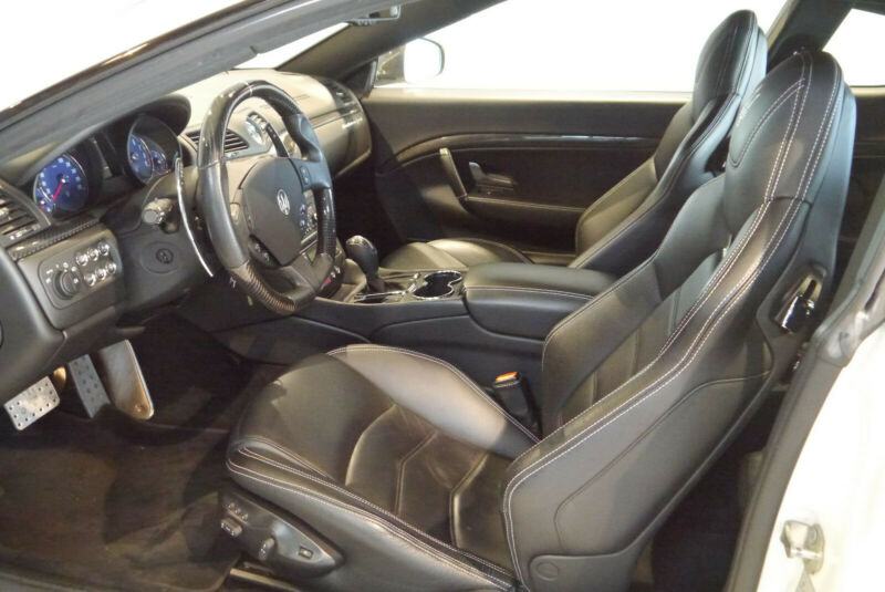 Maserati GranTurismo 4.7 V8 Sport automatik, fotografija 7