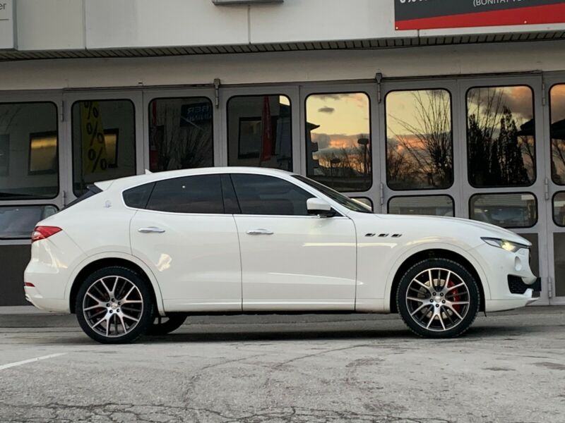 Maserati Levante 3.0 V6 4X4 automatik, fotografija 7
