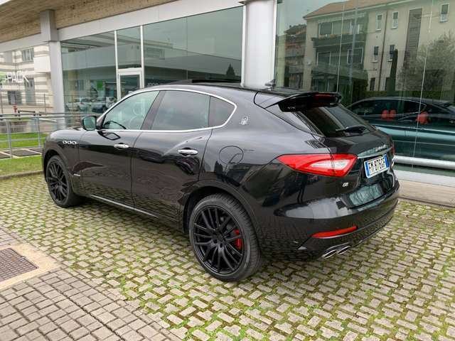 Maserati Levante 3.0D V6 GRANSPORT automatik, pogled izvana - slika 3