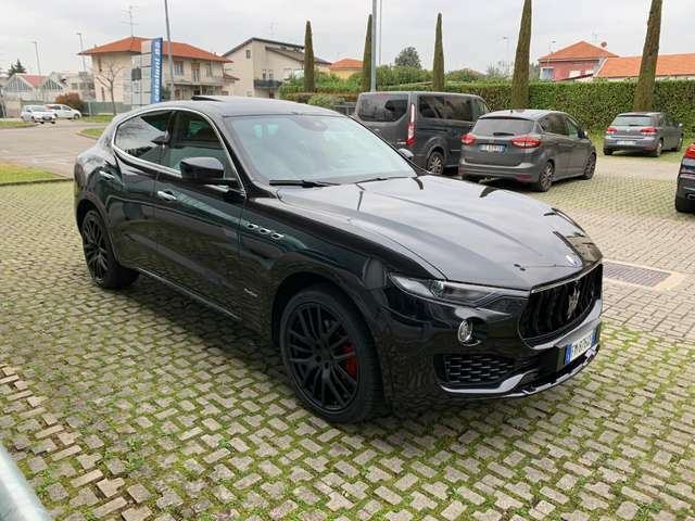 Maserati Levante 3.0D V6 GRANSPORT automatik, pogled izvana - slika 2