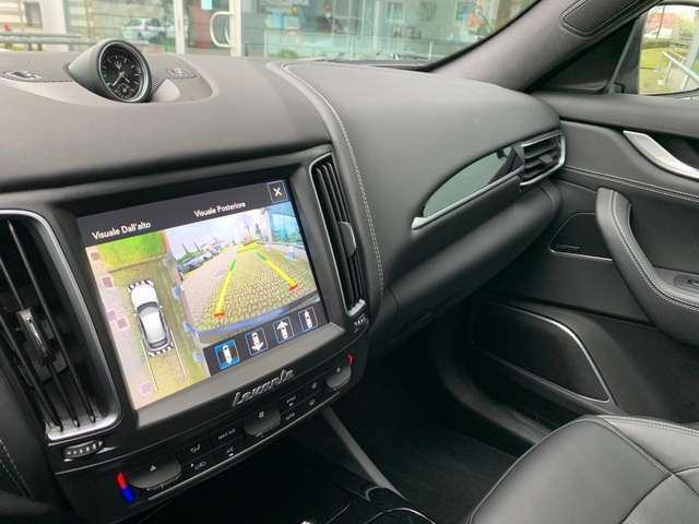 Maserati Levante 3.0D V6 GRANSPORT automatik, fotografija 11