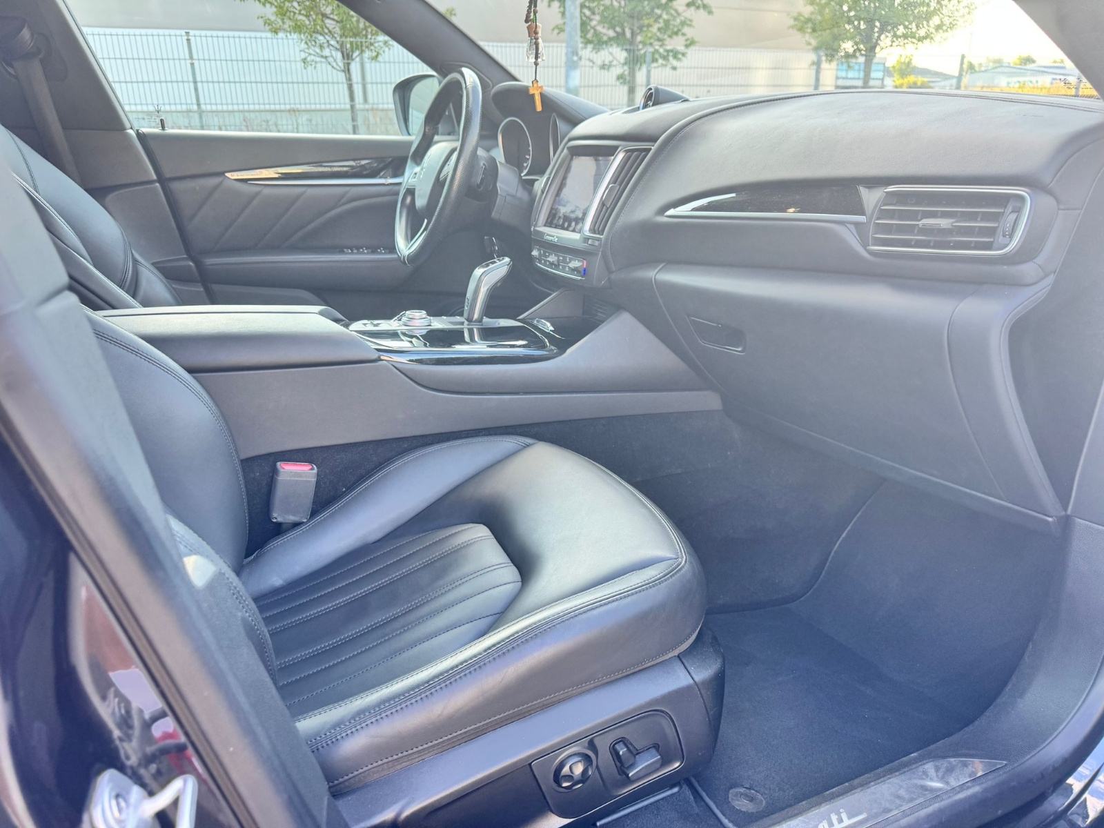 Maserati Levante Levante automatik cijena do reg, fotografija 11