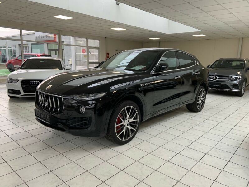 Maserati Levante SQ4 automatik, pogled izvana - slika 1