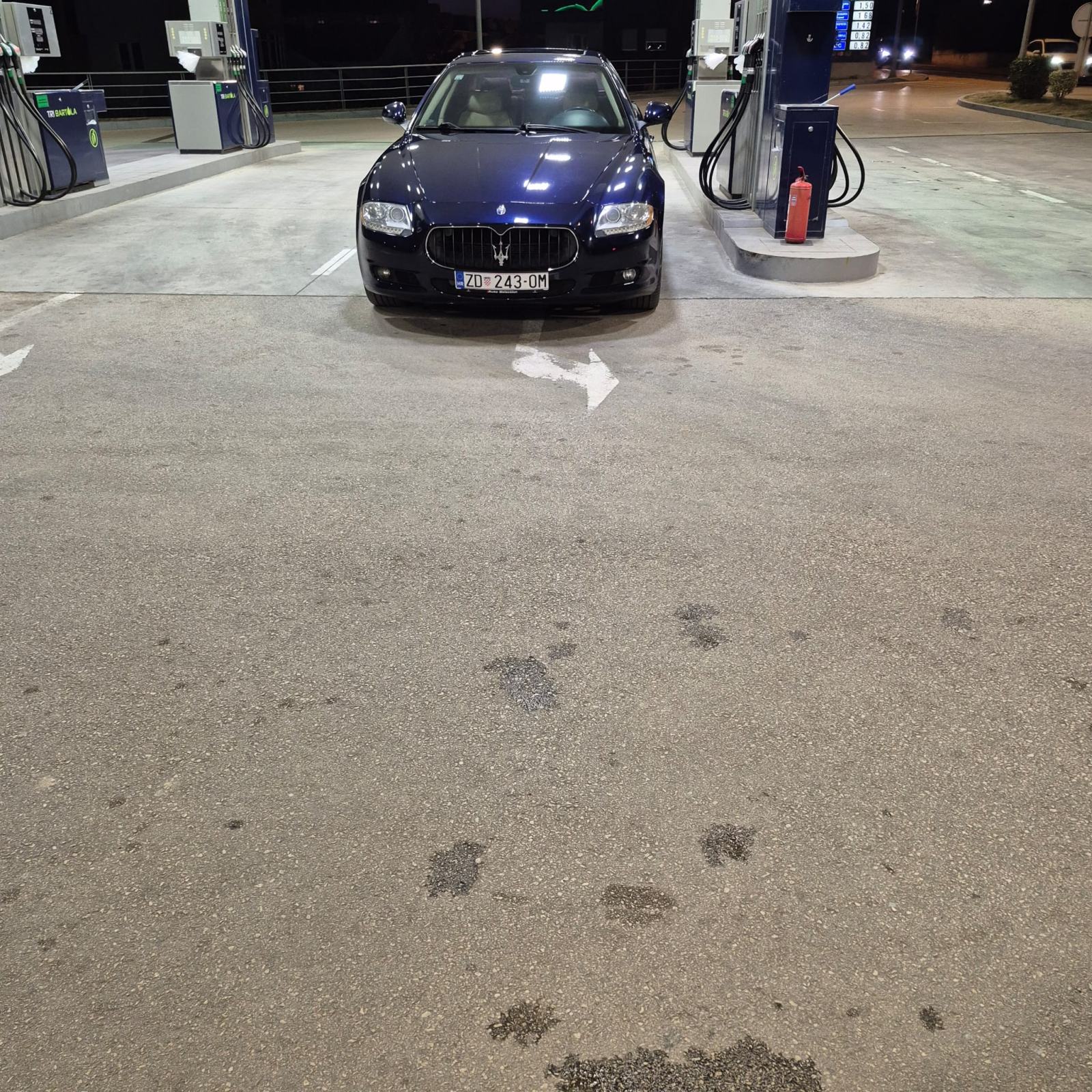 Maserati Quattroporte 4,2 V8 automatik, fotografija 12