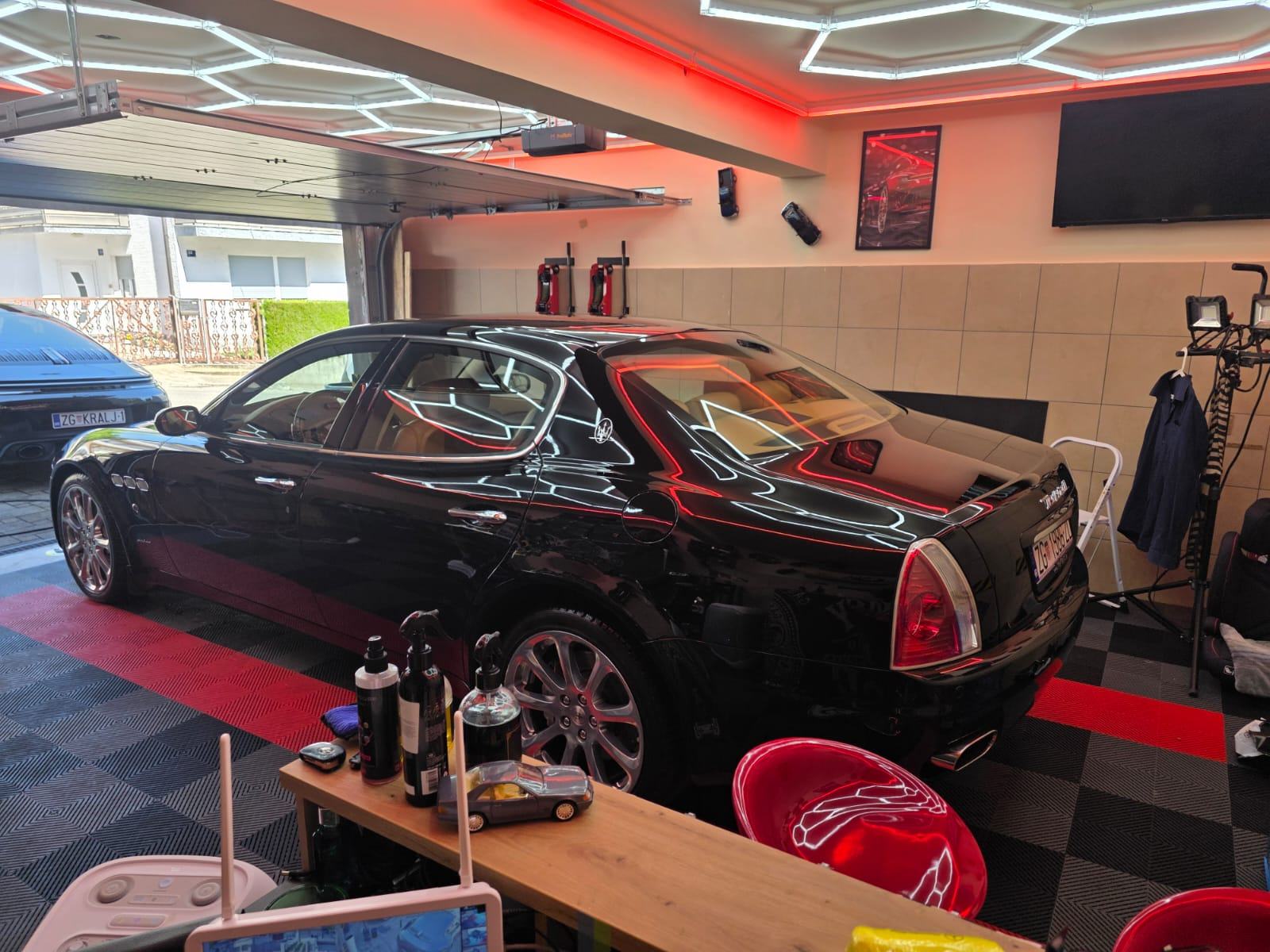Maserati Quattroporte 4,2 V8 Collezione Cento, pogled izvana - slika 2