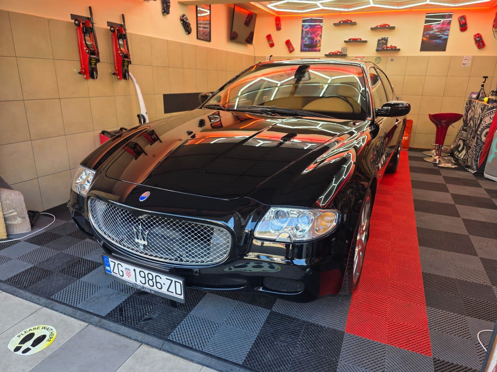Maserati Quattroporte 4,2 V8 Collezione Cento, pogled izvana - slika 1