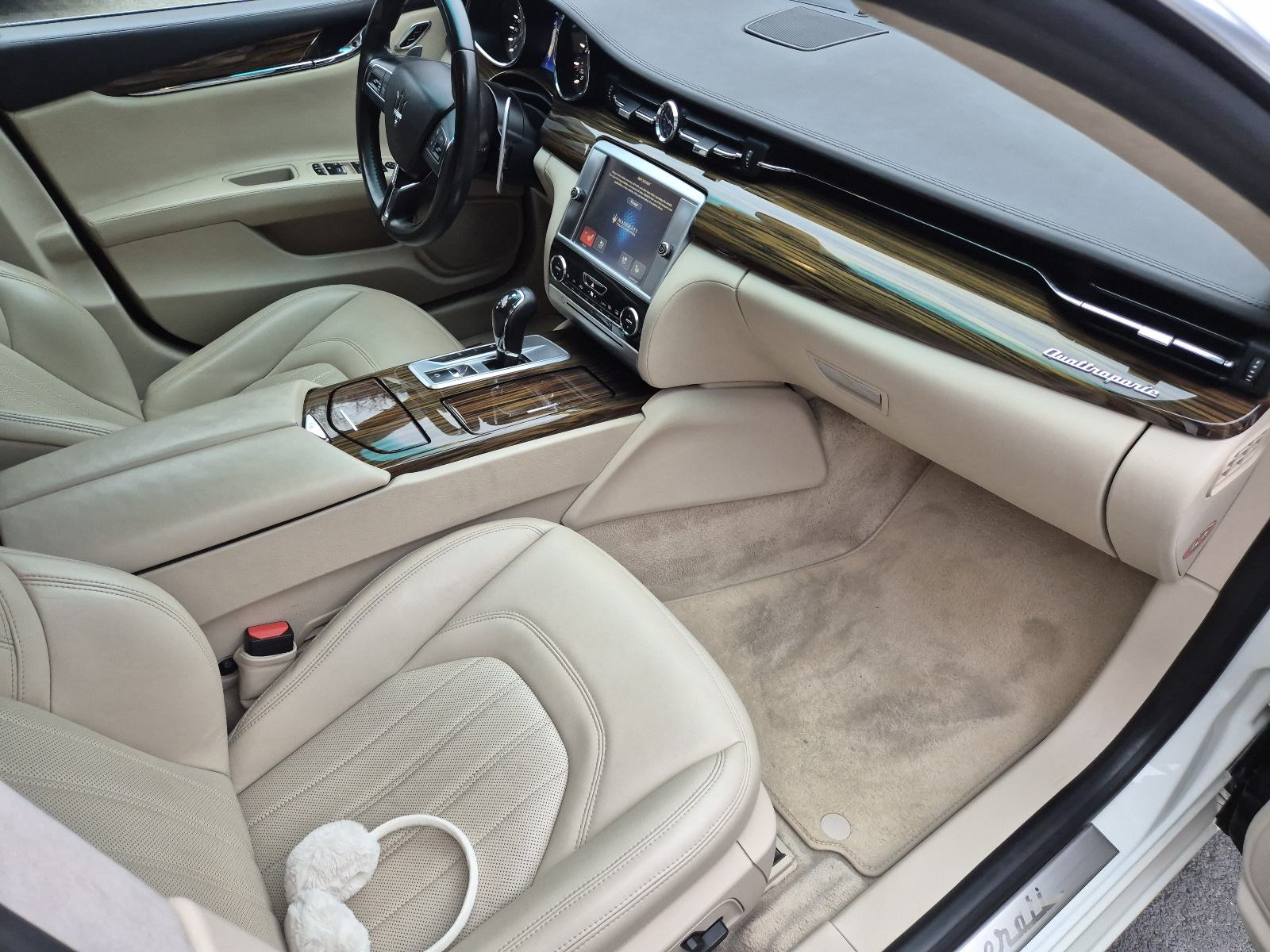 Maserati Quattroporte GTS automatik, fotografija 3