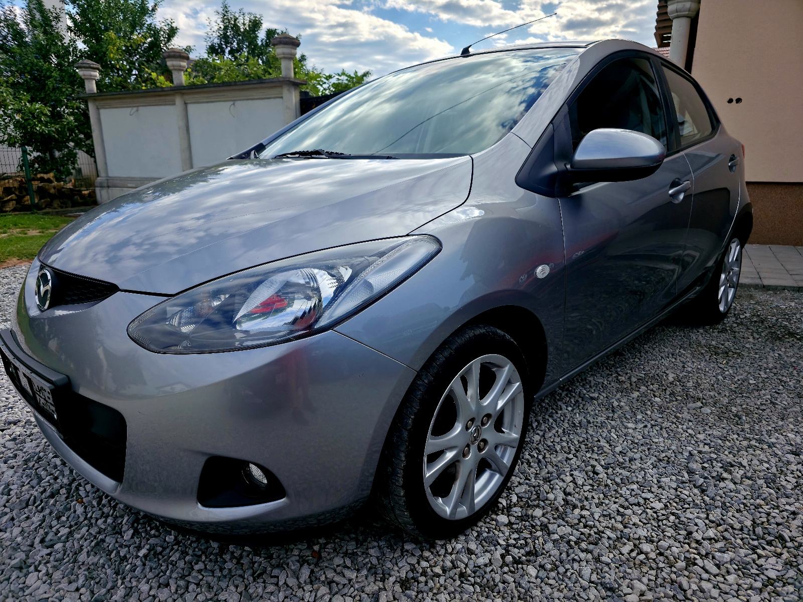 Mazda 2 1,3 benzin 63 kw: Klima,alu felge , grijanje sjedala...., fotografija 2