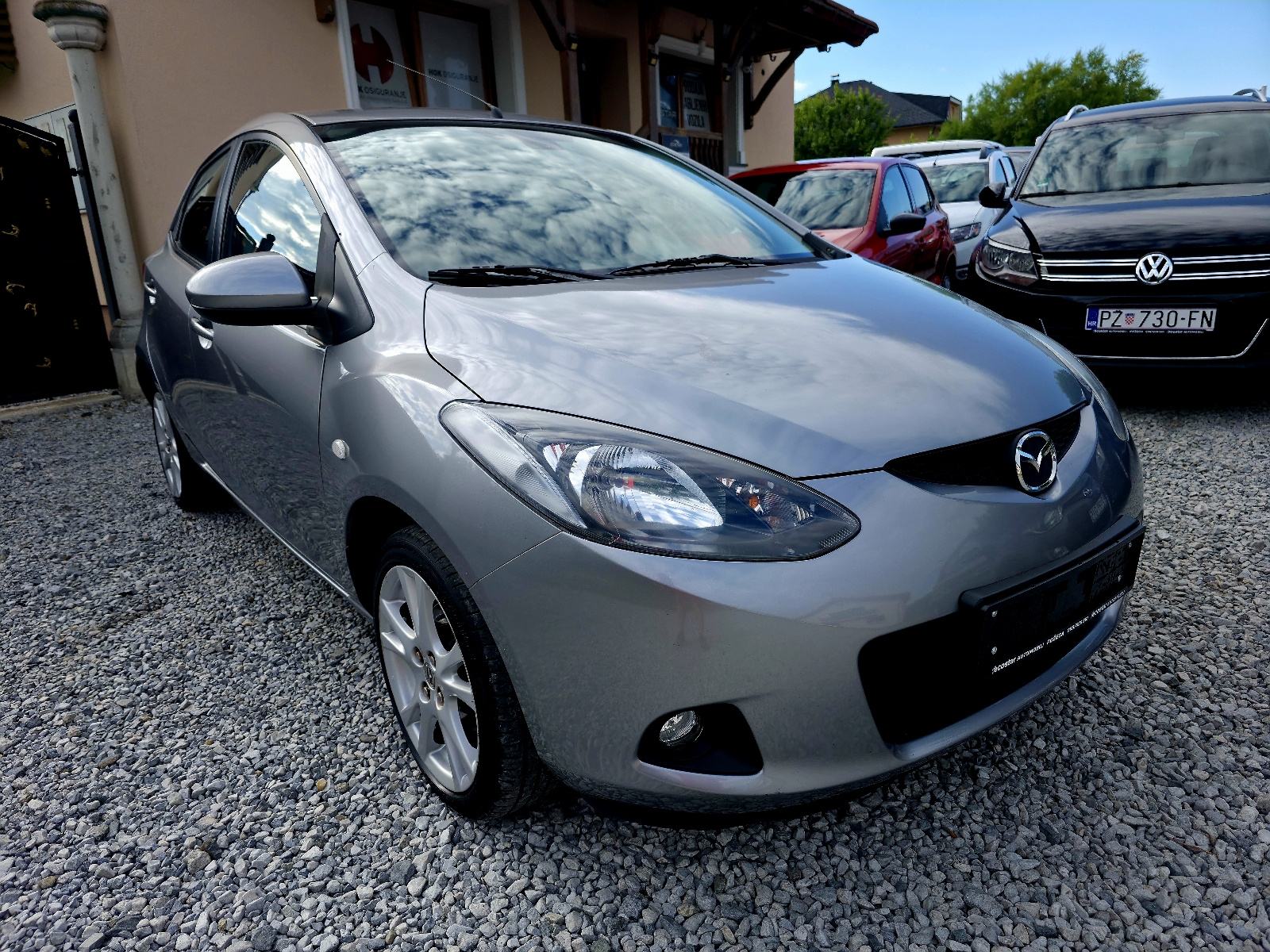 Mazda 2 1,3 benzin 63 kw: Klima,alu felge , grijanje sjedala...., fotografija 10