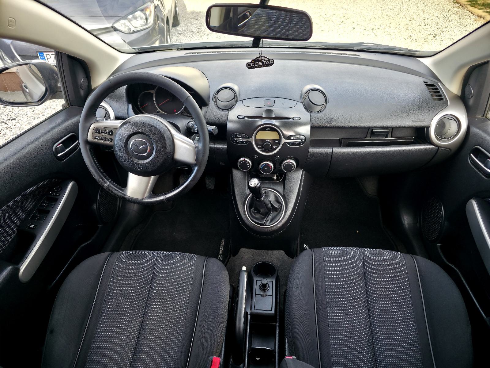 Mazda 2 1,3 benzin 63 kw: Klima,alu felge , grijanje sjedala...., fotografija 20