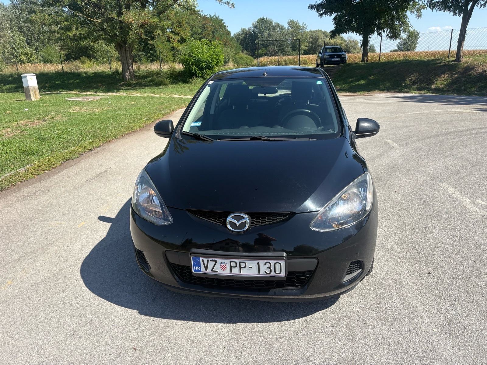 Mazda 2 1,3 i CE Pro, fotografija 2