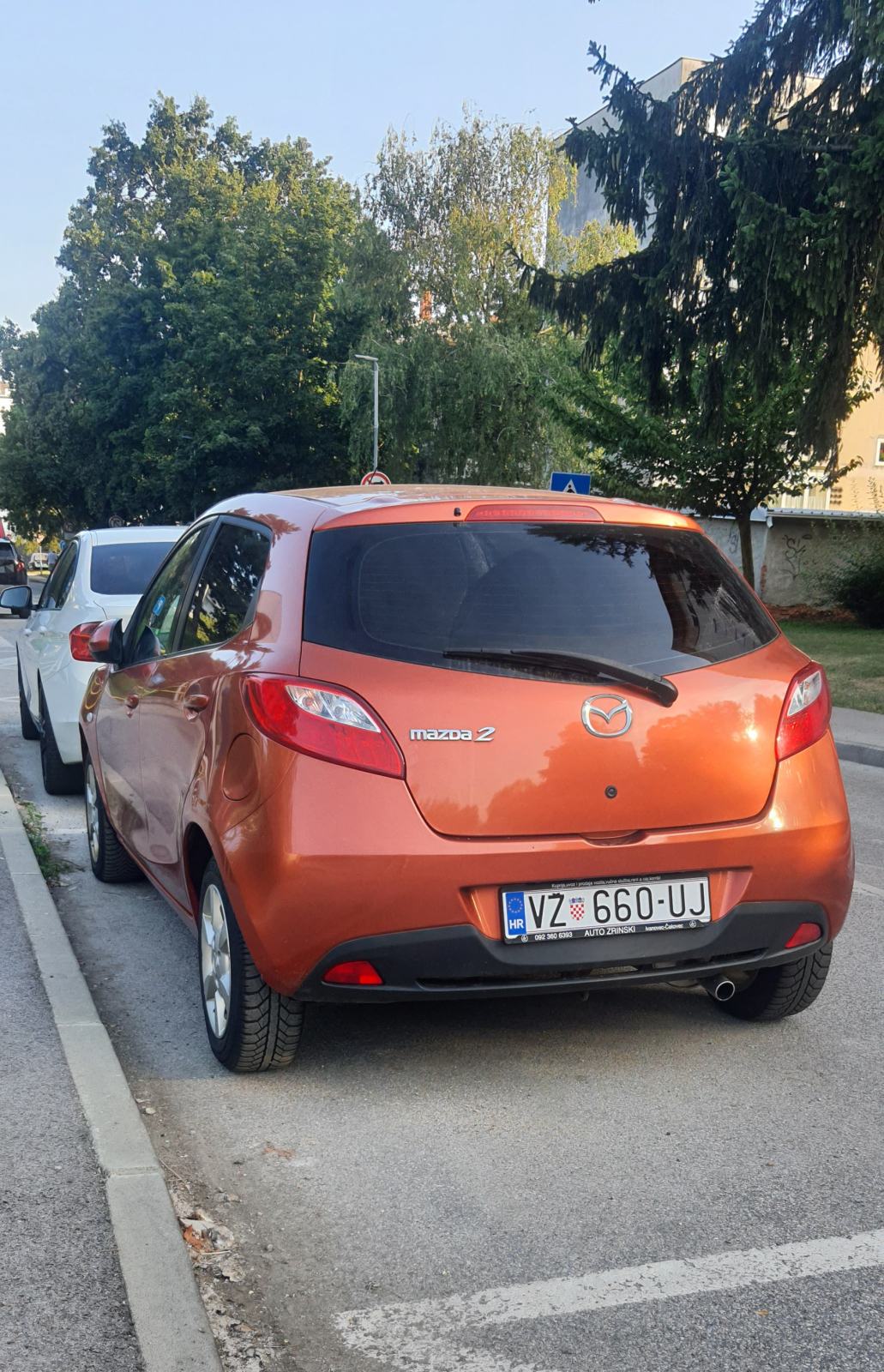 Mazda 2 1,3 i TE, fotografija 10