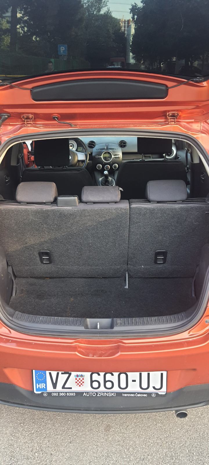 Mazda 2 1,3 i TE, fotografija 12