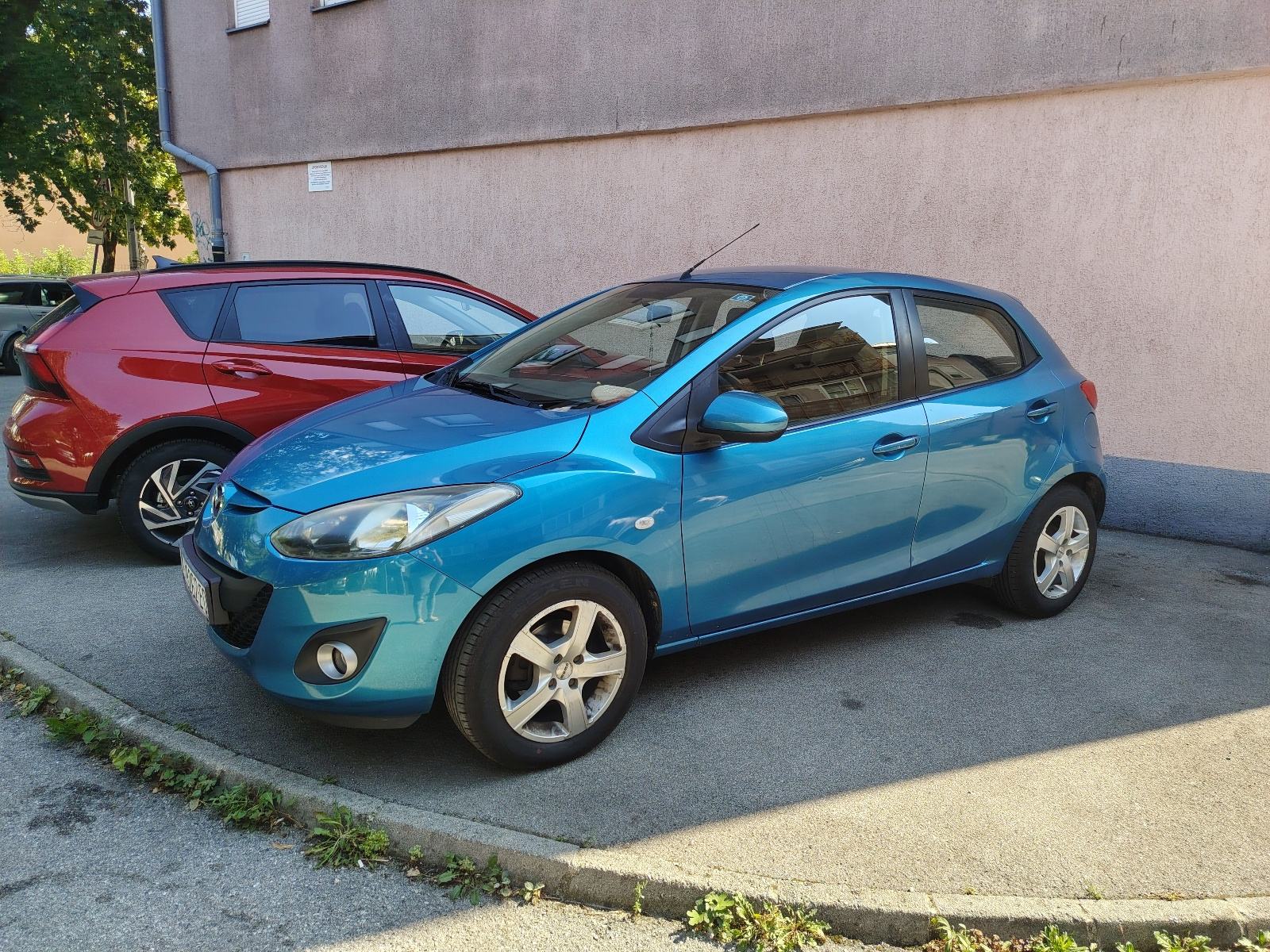 Mazda 2 1,3 i TE, fotografija 2