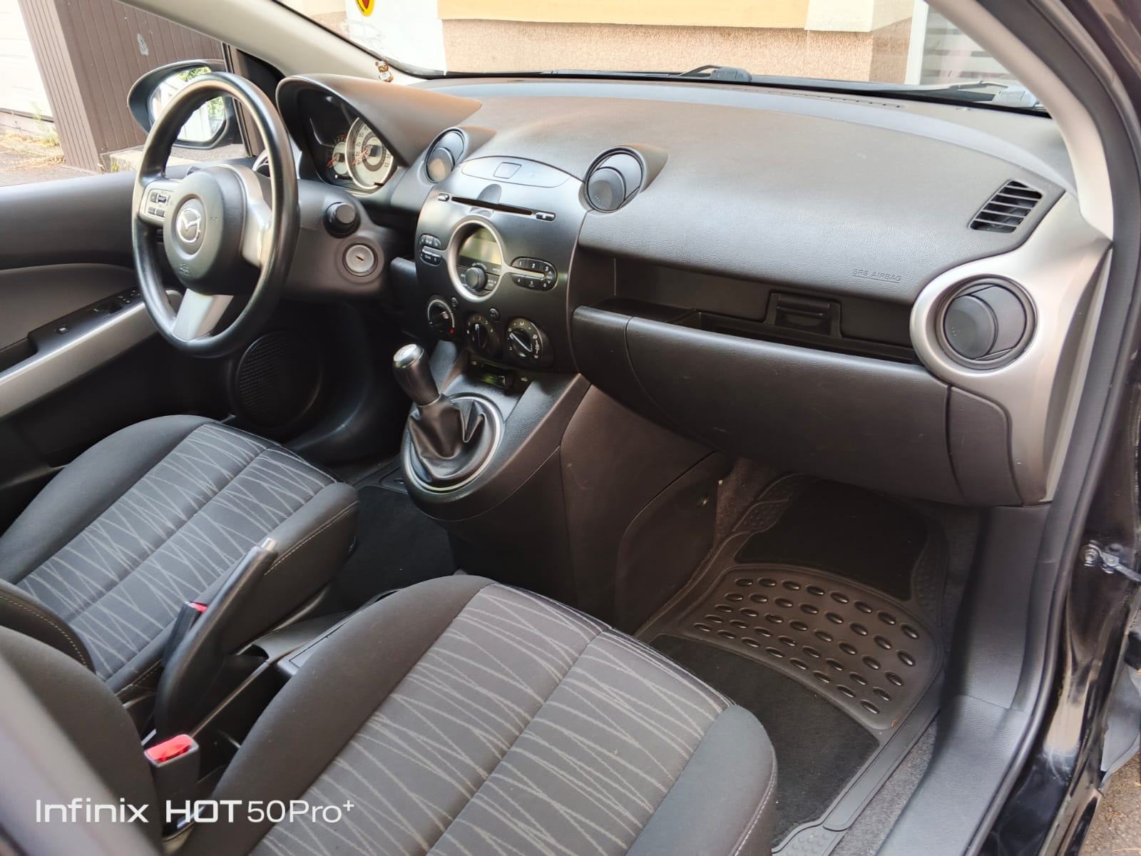 Mazda 2 1.3i Klima LJETUJTE SA NAMA - AO I POMOĆ NA CESTI 1 GOD GRATIS, fotografija 10