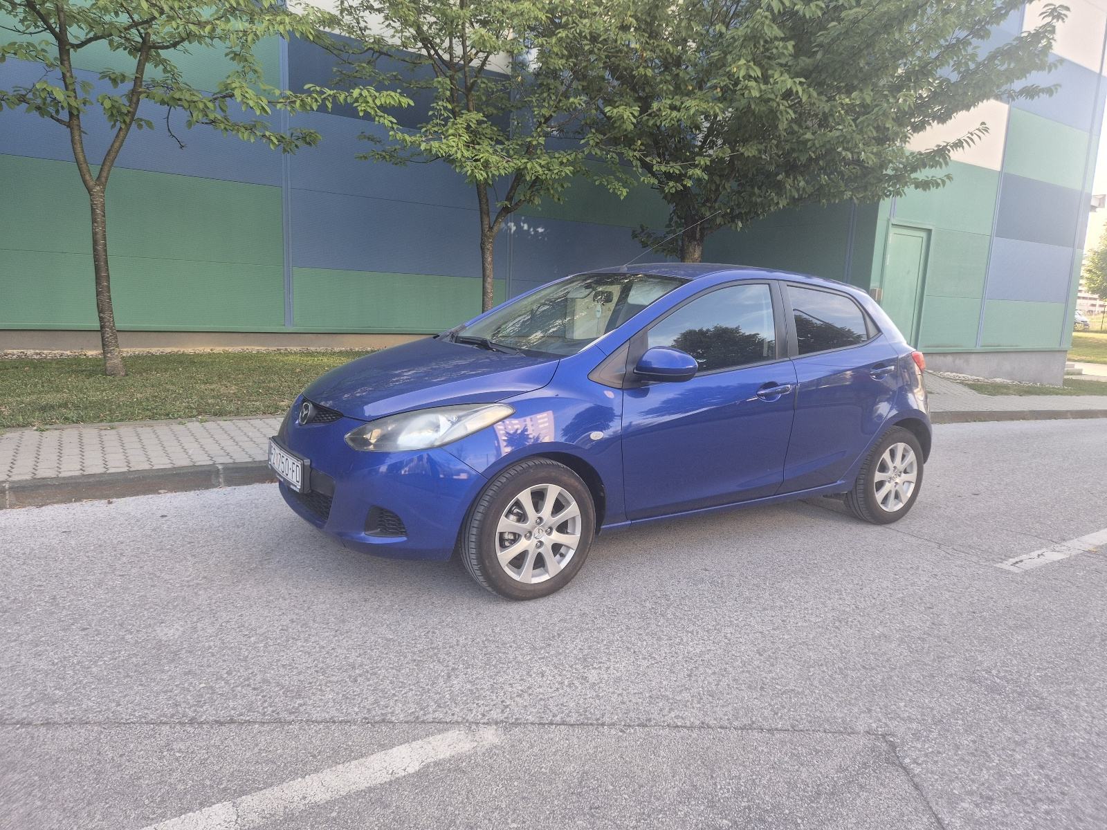 Mazda 2 1.4 CD Diesel, pogled izvana - slika 1