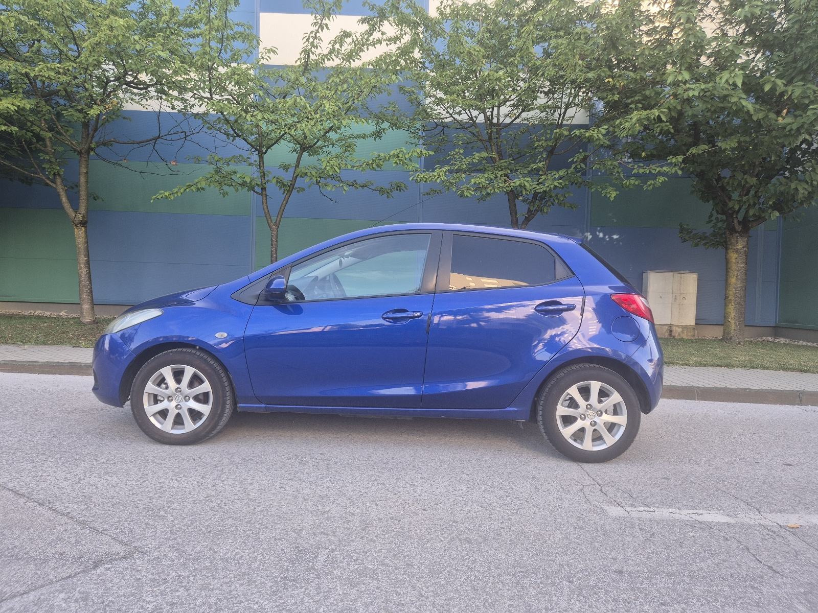 Mazda 2 1.4 CD Diesel, pogled izvana - slika 3