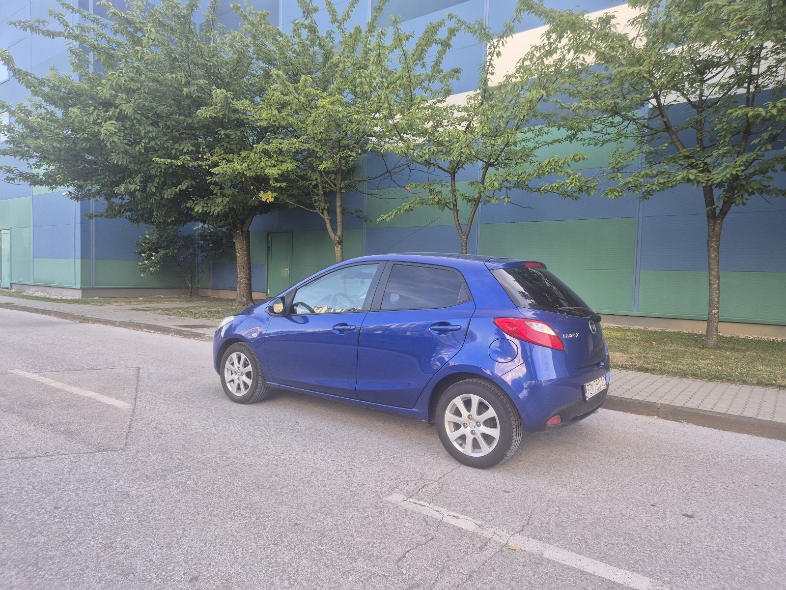 Mazda 2 1.4 CD Diesel, pogled izvana - slika 2