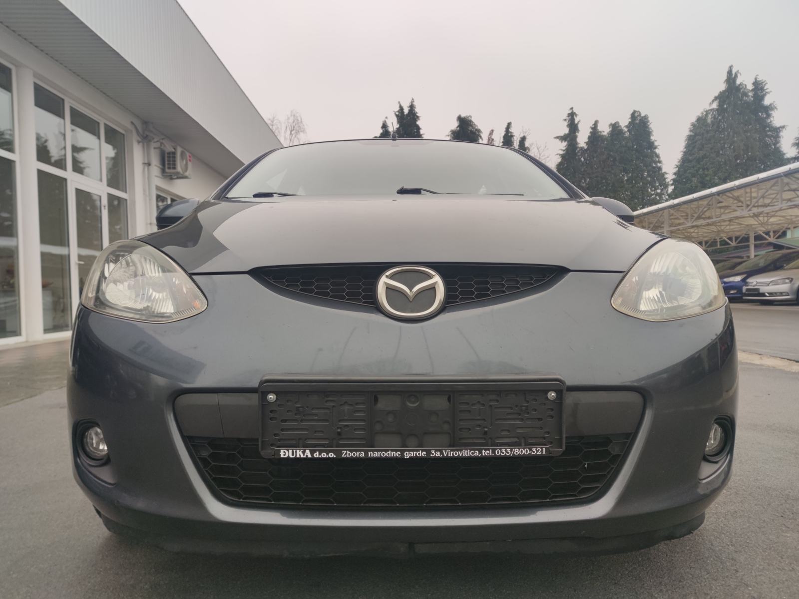 Mazda 2 1.4 CD KLIMA PARKING SENZORI PUTNI KOMPJUTER, fotografija 3