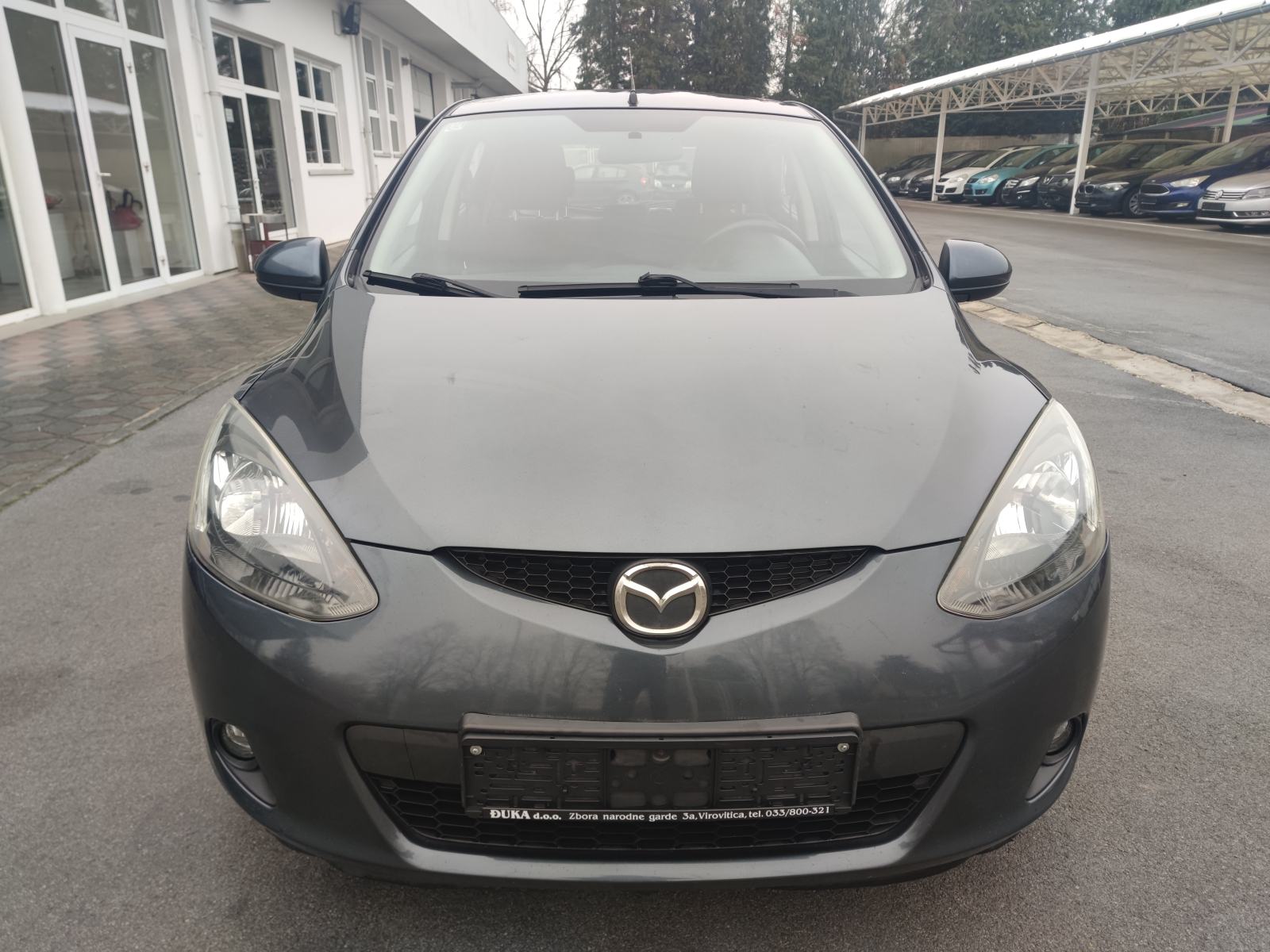 Mazda 2 1.4 CD KLIMA PARKING SENZORI PUTNI KOMPJUTER, fotografija 4