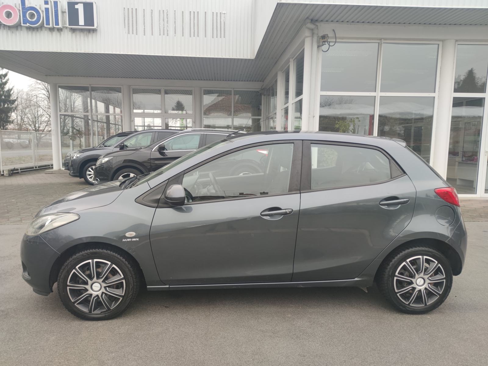 Mazda 2 1.4 CD KLIMA PARKING SENZORI PUTNI KOMPJUTER, fotografija 7