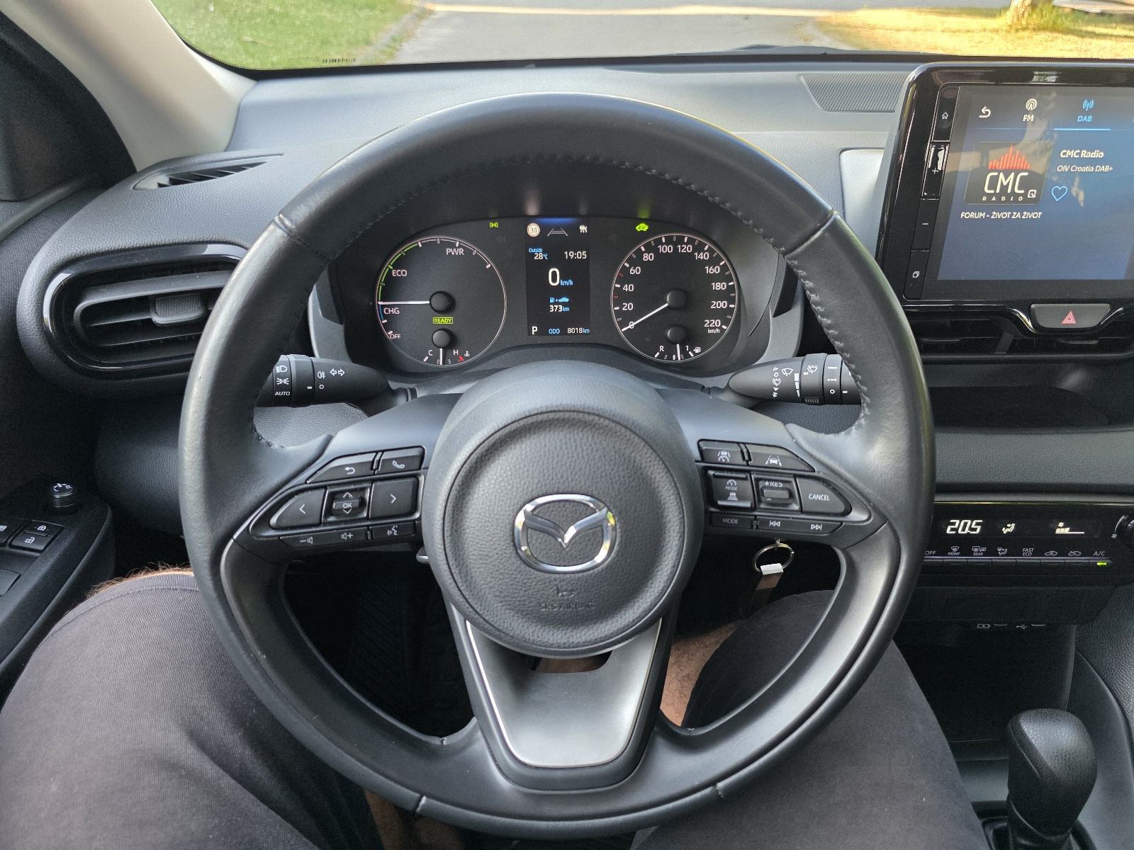 Mazda 2 1.5 Hybrid automatik, fotografija 13