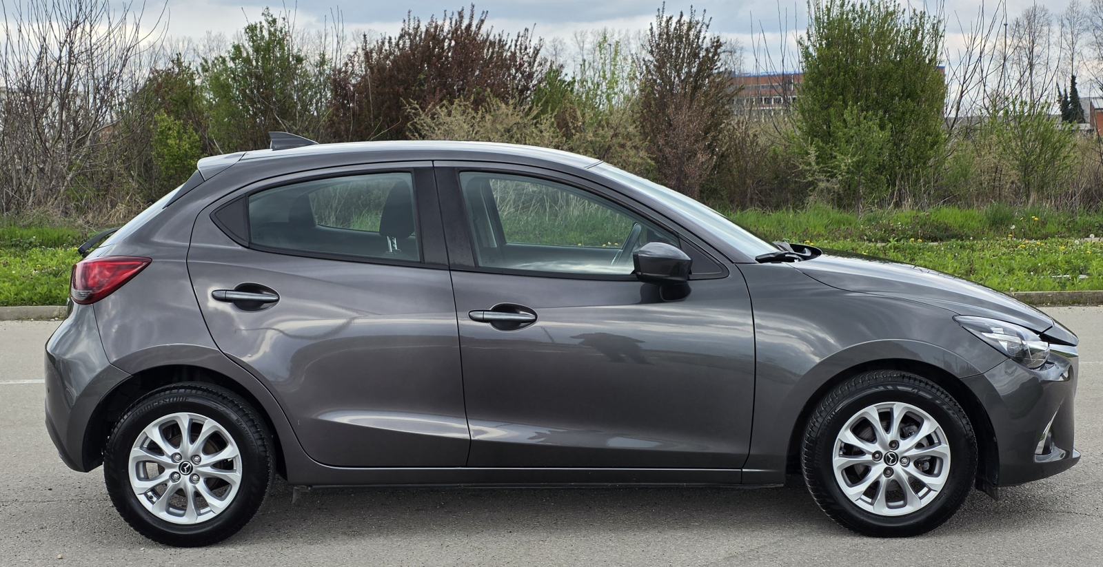 Mazda 2 1.5D TOP STANJE 110000km, fotografija 7