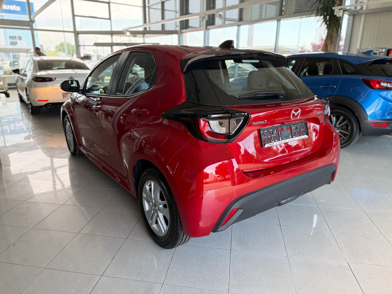 MAZDA 2 1.5L HYBRID CVT CENTRE-LINE 9150 KM JAMSTVO DO 20.05.2031GOD., fotografija 5