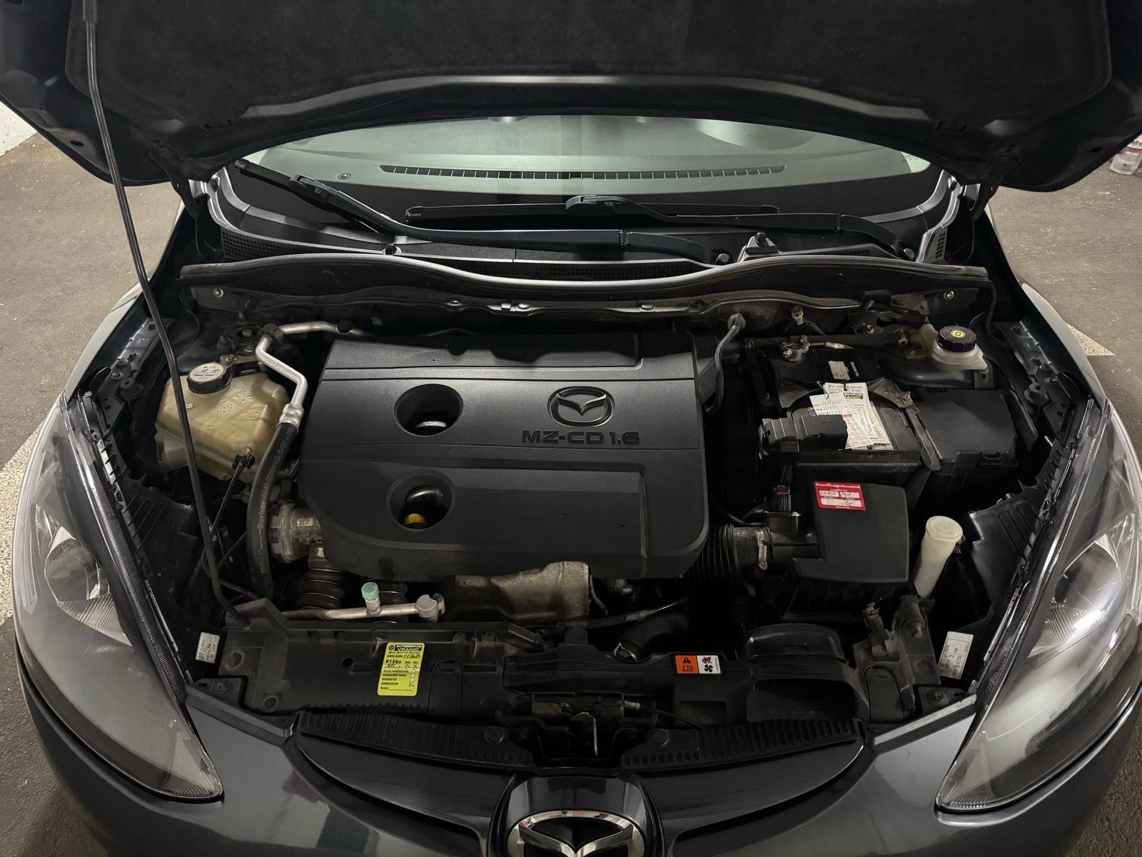 Mazda 2 1.6 MZ-CD-Diesel 2011.g, fotografija 19