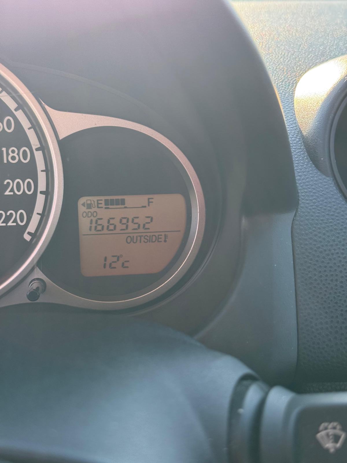 Mazda 2 1,6 CD, reg.2/27; maglenke; grij.sjed., fotografija 10