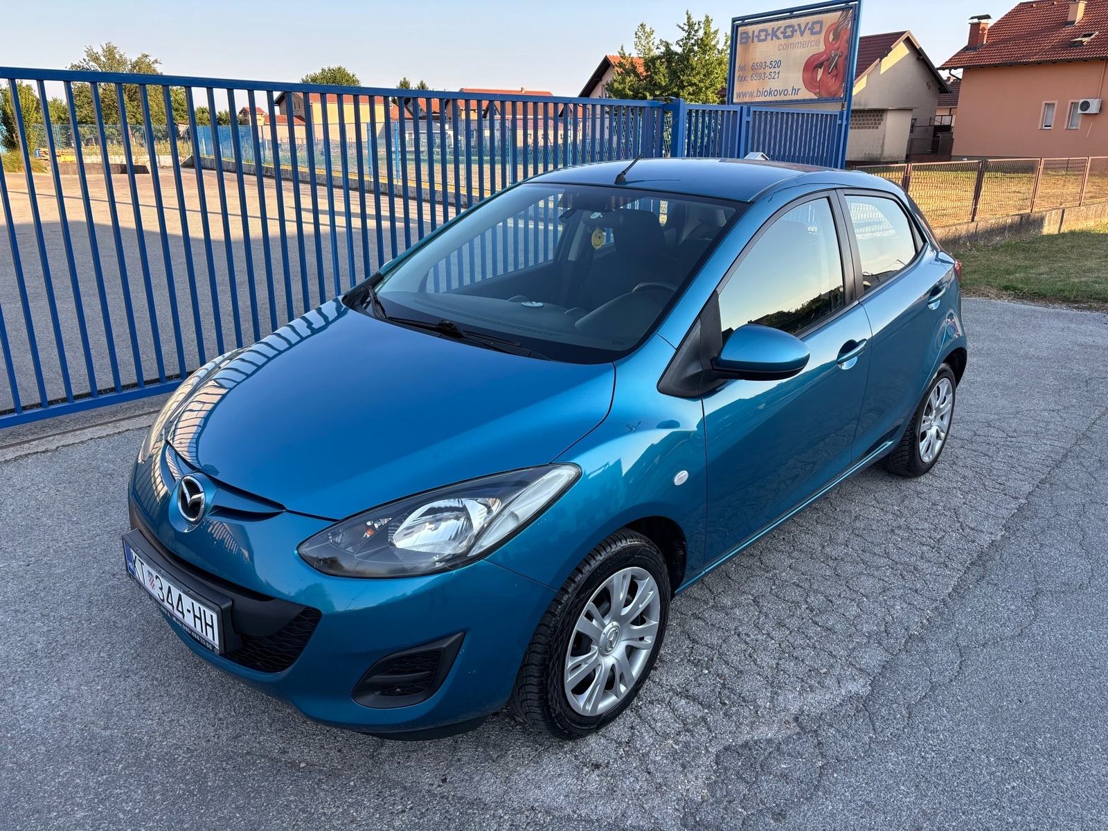 Mazda 2 1.6d, CD95, Reg1god.,Održavana,Full oprema!, fotografija 3