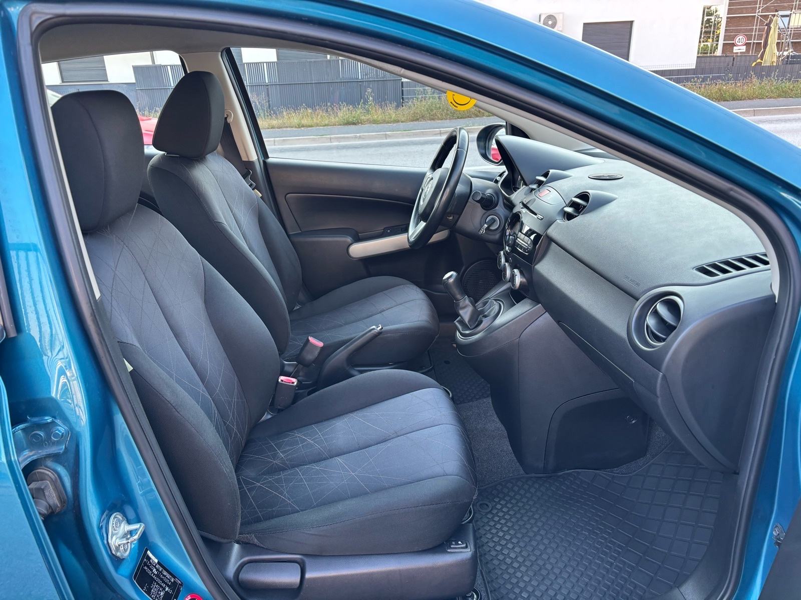 Mazda 2 1.6d, CD95, Reg1god.,Održavana,Full oprema!, fotografija 12