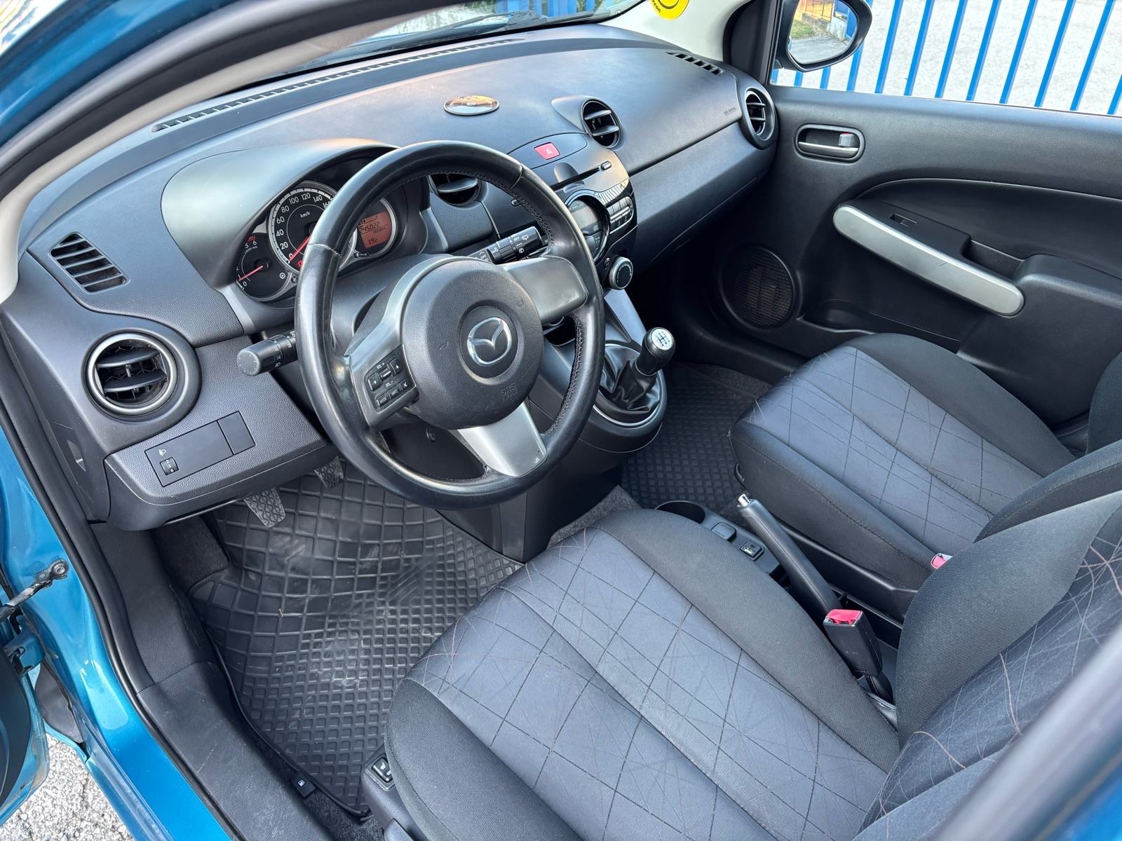 Mazda 2 1.6d, CD95, Reg1god.,Održavana,Full oprema!, fotografija 9