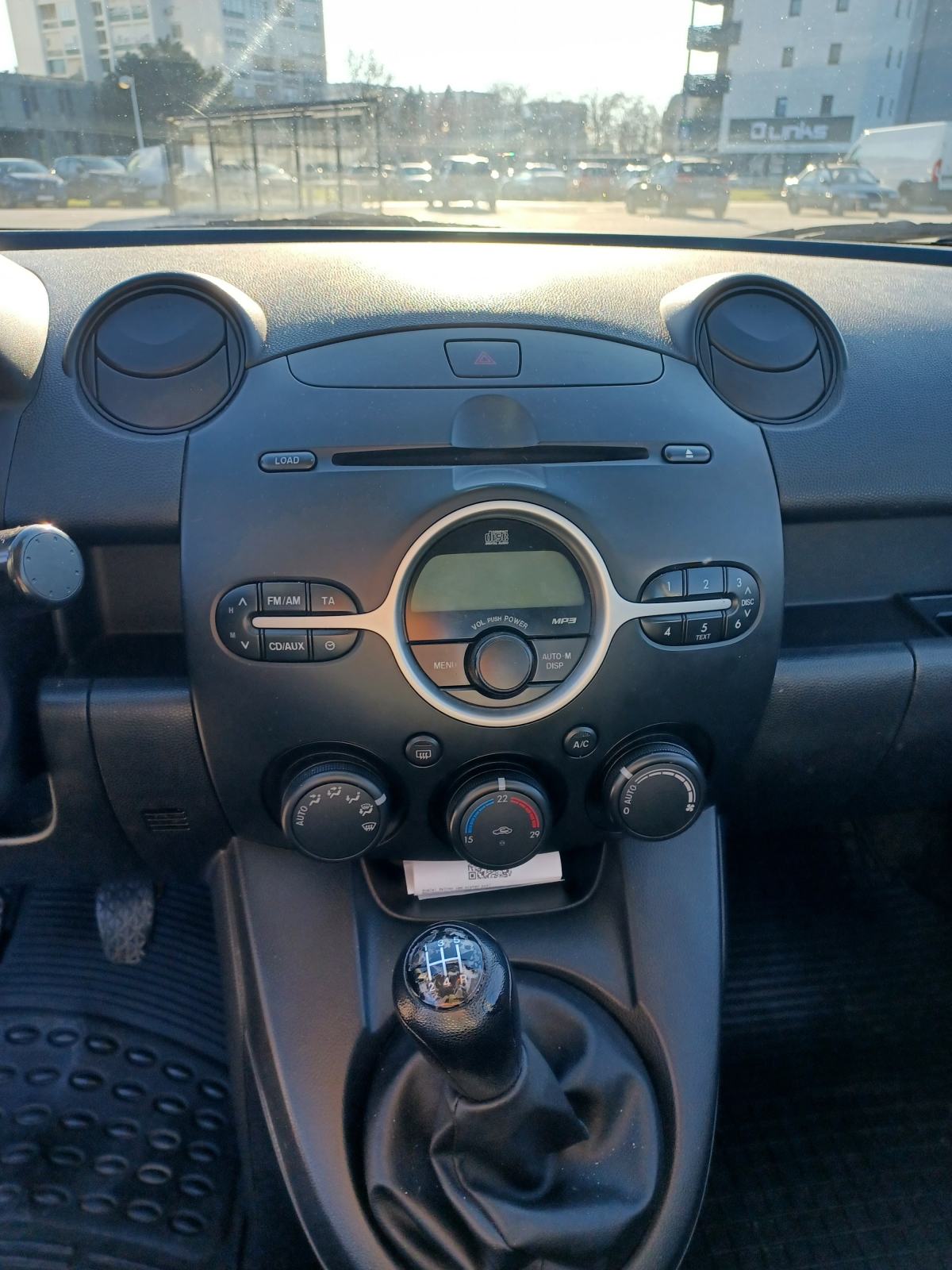 Mazda 2 1.4 CDI, fotografija 8