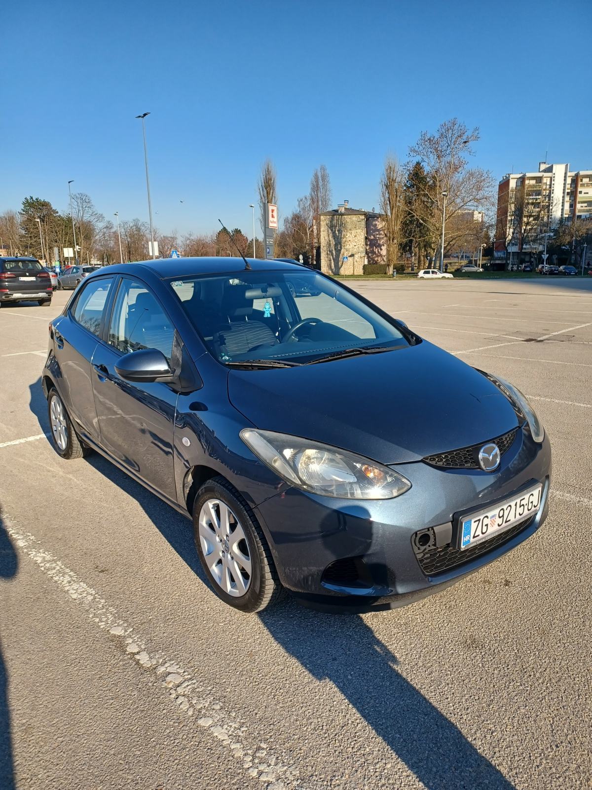 Mazda 2 1.4 CDI, fotografija 3