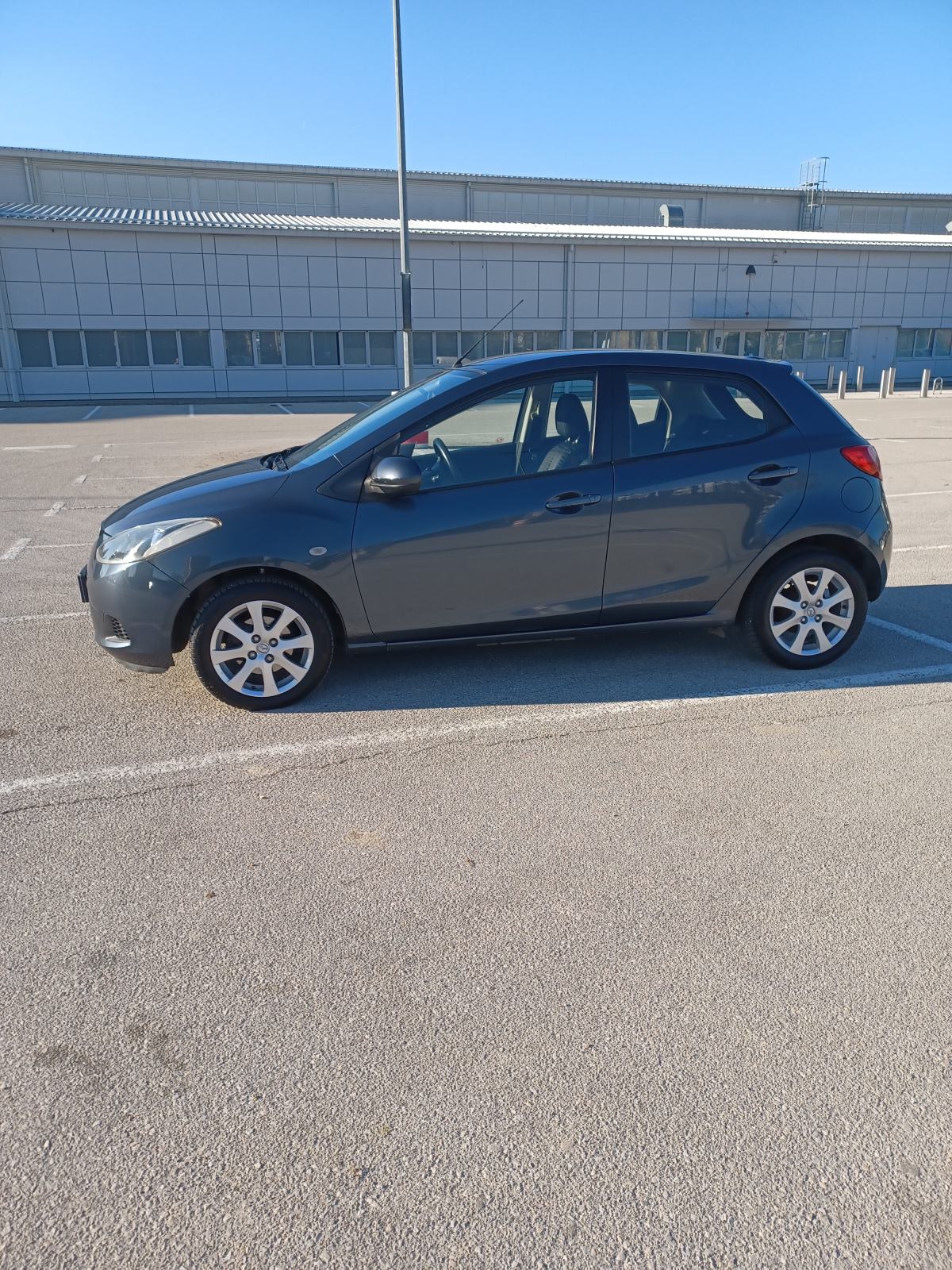 Mazda 2 1.4 CDI, fotografija 2