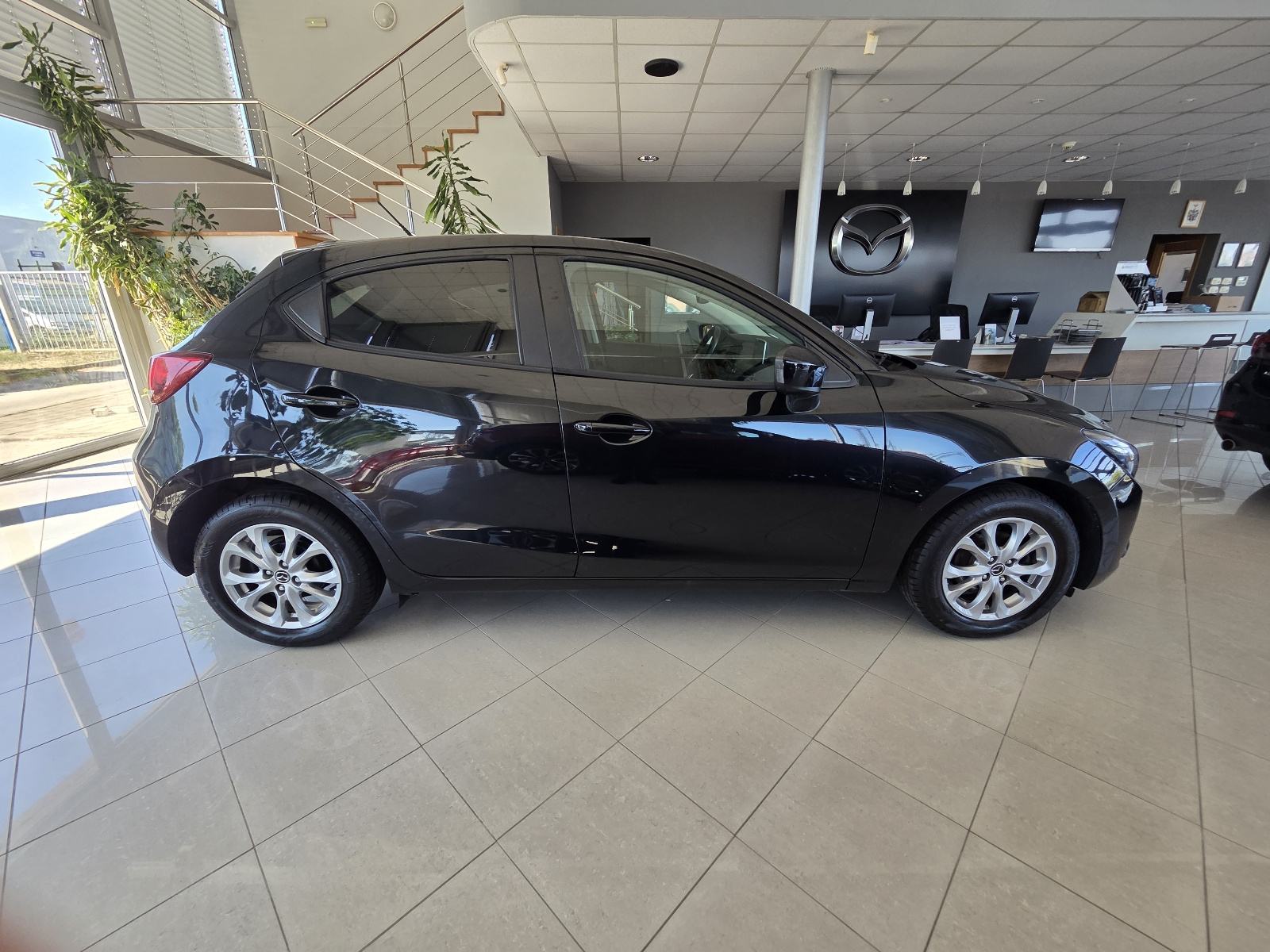 Mazda 2 G90 ATTRACTION PARKIRNI GRIJANA SJEDALA, fotografija 8