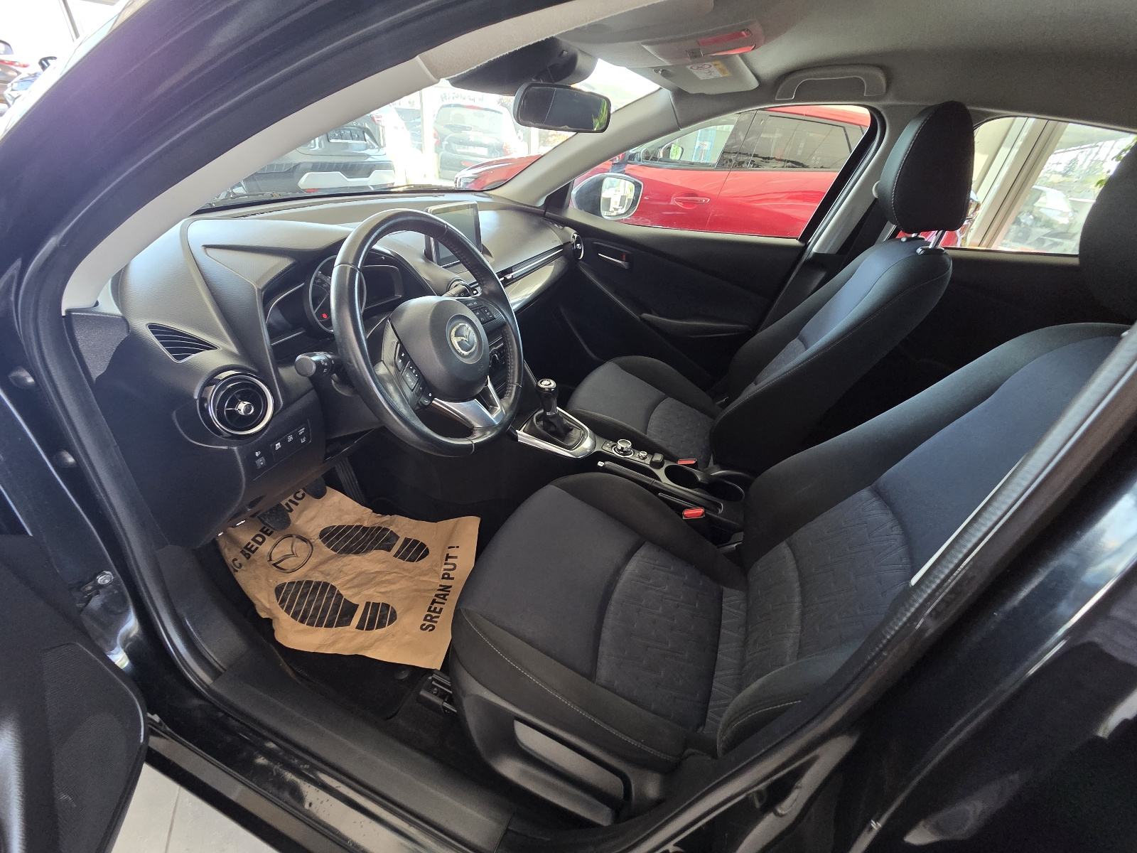 Mazda 2 G90 ATTRACTION PARKIRNI GRIJANA SJEDALA, fotografija 11