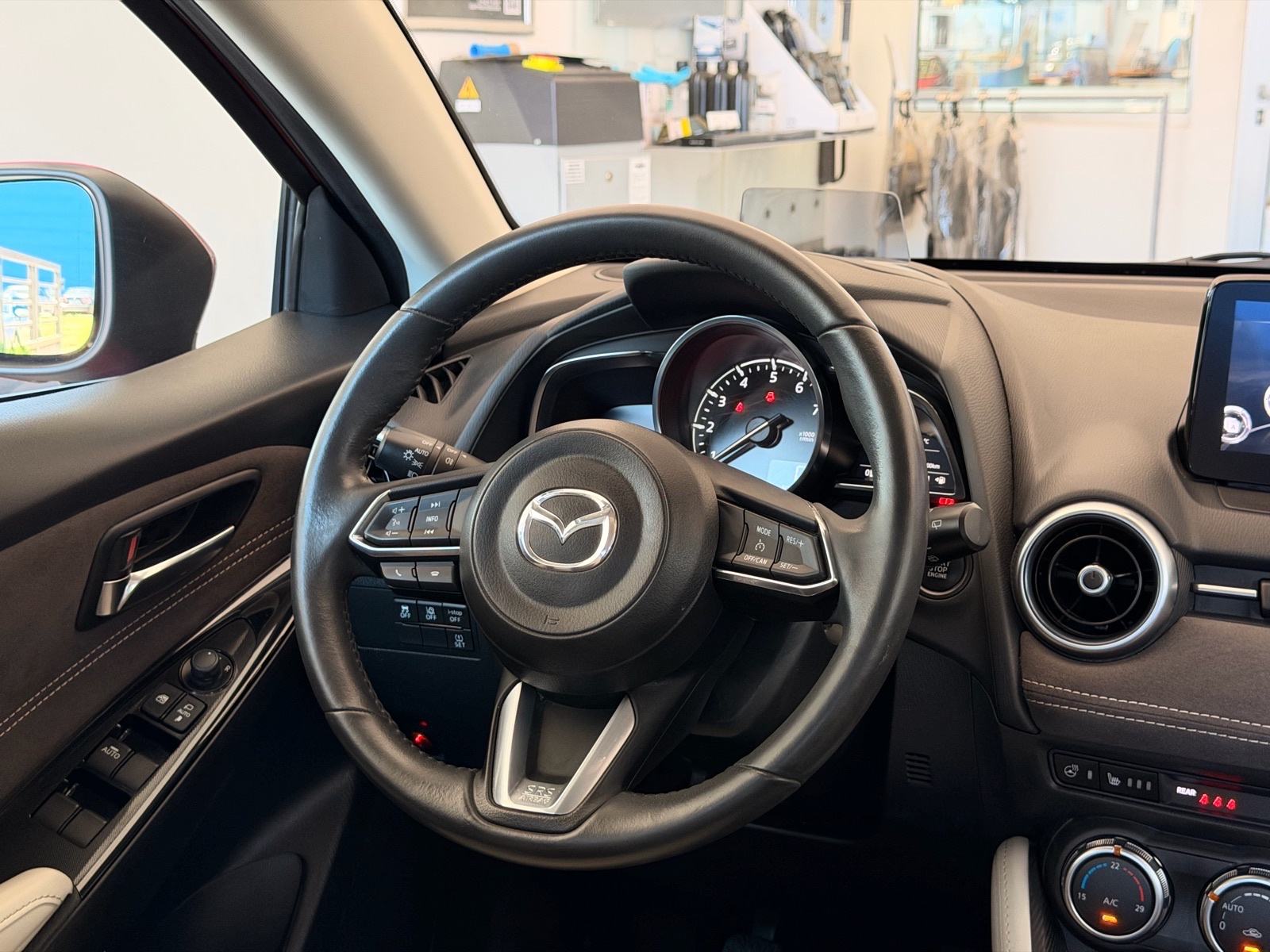 Mazda 2 G90 Takumi plus, fotografija 9