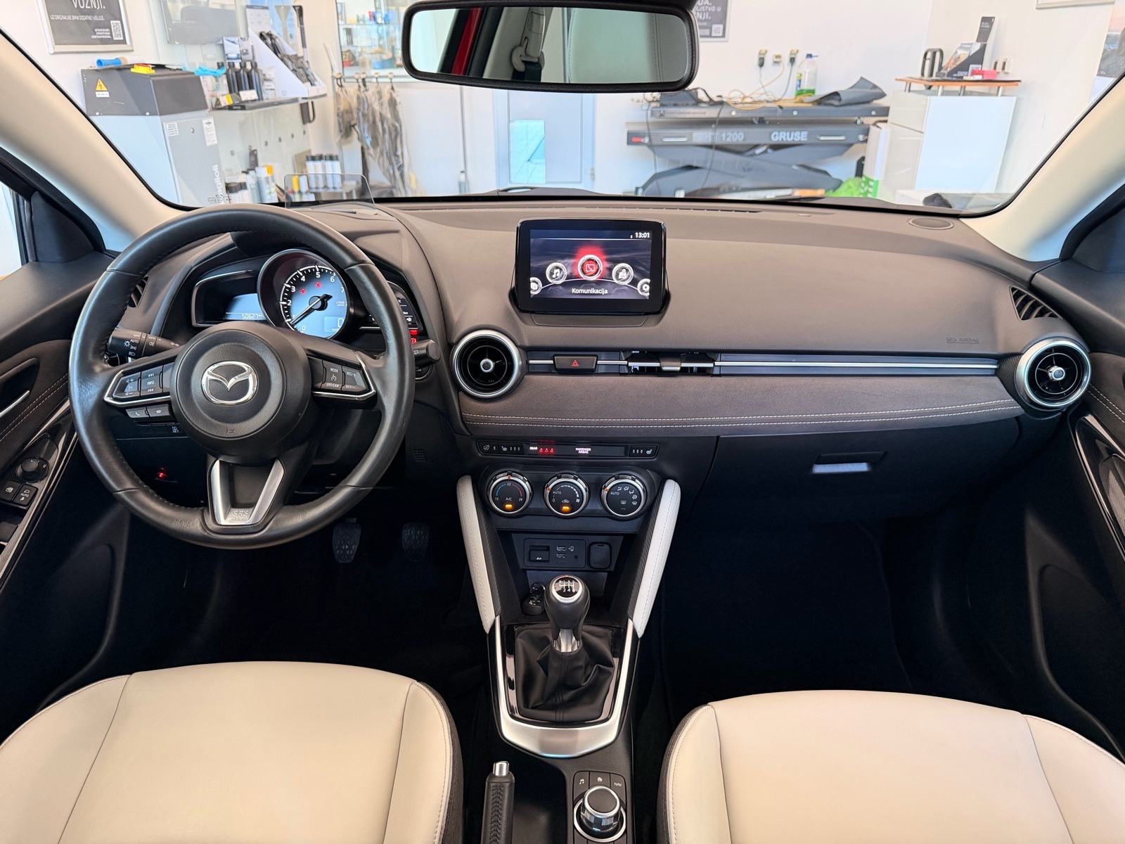 Mazda 2 G90 Takumi plus, fotografija 8