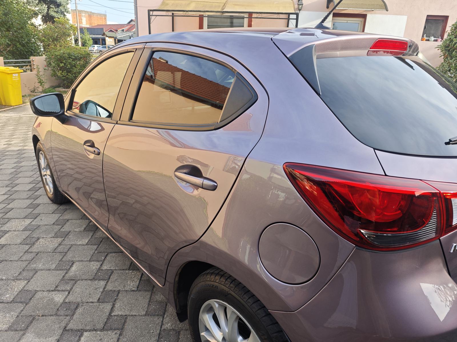 Mazda 2 SKAYACTIVE samo 80TKM, fotografija 3